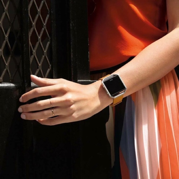 Fitbit Blaze Genuine Leather Accessory Band and Stainless Steel Frame S/P - Picture 9 of 9